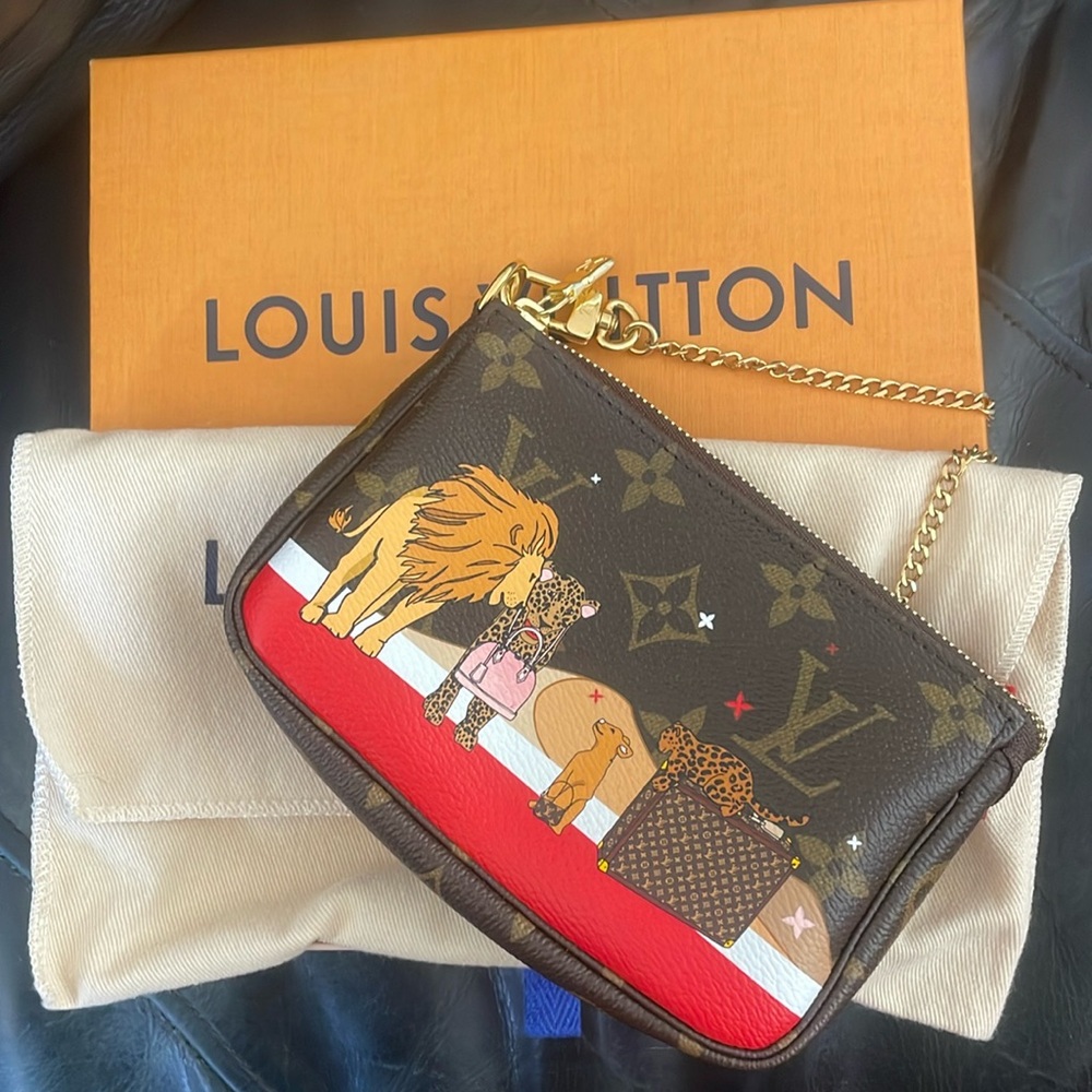 Louis Vuitton pochette limited edition